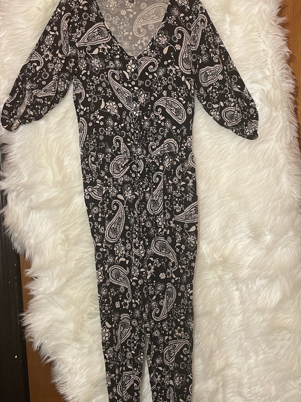 Women’s Black Paisley V-Neck Dress